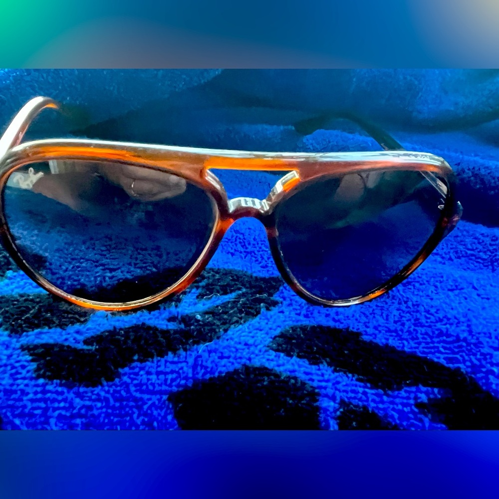 Ray-Ban Cats 5000 Aviator sunglasses. Great condition. No scratches.